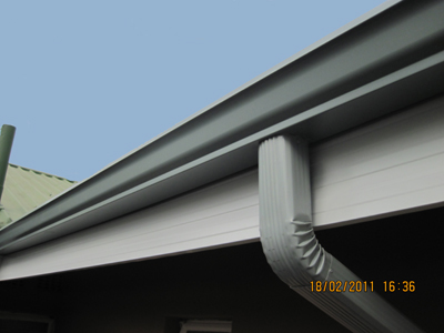 Gutter system - in Grey & White.