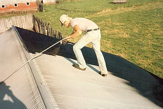 AIRLESS ROOF SPRAY.